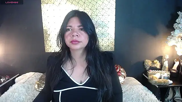 kinky momm online show from February 10, 2026, 3:44 pm