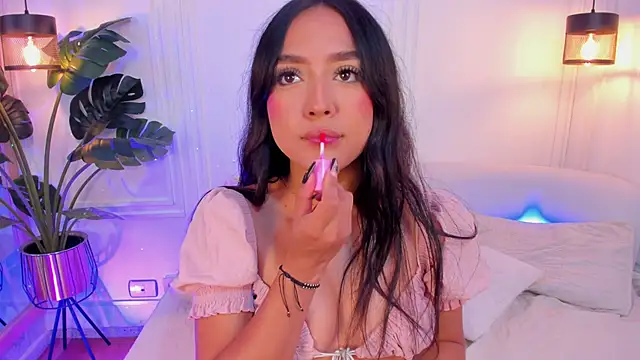 Snapshot of Dafne_Hillss chatting on October 31, 2025, 12:35 pm Dafne Hillss online show from October 31, 2025, 12:35 pm