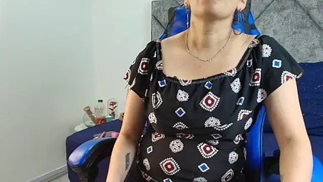 Snapshot of Shantey_Laurent chatting on March 8, 2026, 2:31 pm Shantey Laurent online show from March 8, 2026, 2:31 pm