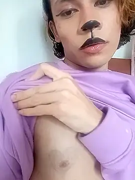 kittymutant99 online show from October 31, 2025, 6:26 pm