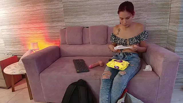 Snapshot of Teffy_Cute_ chatting on October 2, 2025, 5:49 pm Teffy Cute online show from October 2, 2025, 5:49 pm