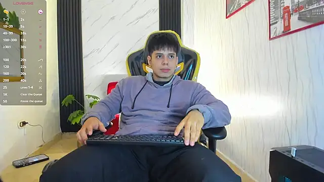 xKevyn online show from November 21, 2025, 12:26 pm