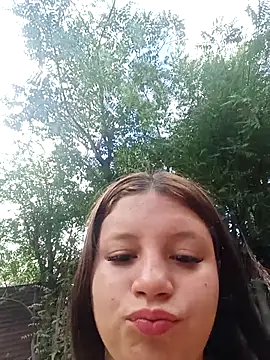 Snapshot of Shell_Latina chatting on November 27, 2025, 1:55 pm Shell Latina online show from November 27, 2025, 1:55 pm