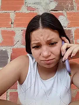 Snapshot of Shell_Latina chatting on October 9, 2025, 2:50 pm Shell Latina online show from October 9, 2025, 2:50 pm