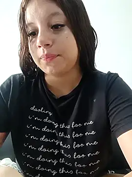 Snapshot of Shell_Latina chatting on December 21, 2025, 1:35 pm Shell Latina online show from December 21, 2025, 1:35 pm