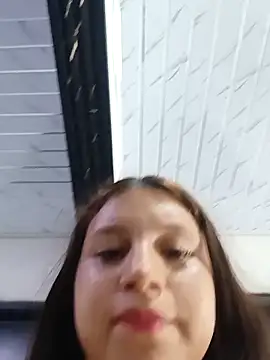 Snapshot of Shell_Latina chatting on December 3, 2025, 7:46 pm Shell Latina online show from December 3, 2025, 7:46 pm