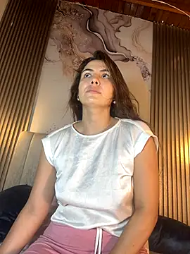 Snapshot of Dakota_Evanns chatting on November 10, 2025, 7:41 pm Dakota Evanns online show from November 10, 2025, 7:41 pm