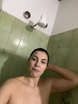 Snapshot of Dakota_Evanns chatting on October 7, 2025, 3:35 pm Dakota Evanns online show from October 7, 2025, 3:35 pm