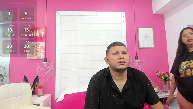 Snapshot of TransDoll09 chatting on October 20, 2025, 12:27 pm TransDoll09 online show from October 20, 2025, 12:27 pm