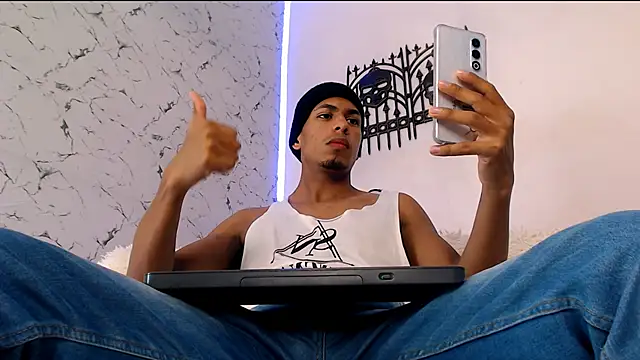 Snapshot of lorian_vikel chatting on October 12, 2025, 8:54 pm lorian vikel online show from October 12, 2025, 8:54 pm