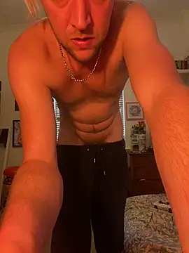 Snapshot of straight-alex_ chatting on September 17, 2025, 1:02 pm straight-alex online show from September 17, 2025, 1:02 pm