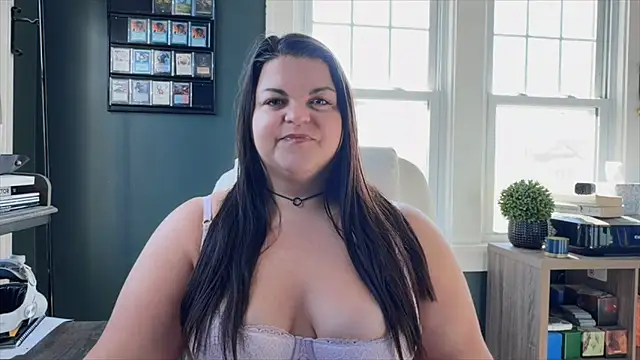 Snapshot of PlayWithBrittany chatting on November 20, 2025, 3:56 pm PlayWithBrittany online show from November 20, 2025, 3:56 pm