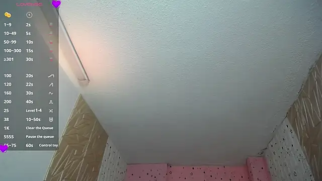 Snapshot of emmydurant chatting on November 21, 2025, 9:14 pm emmydurant online show from November 21, 2025, 9:14 pm