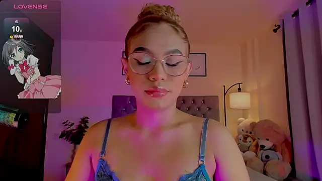 OxanaFedorova1- online show from July 17, 2026, 10:07 pm