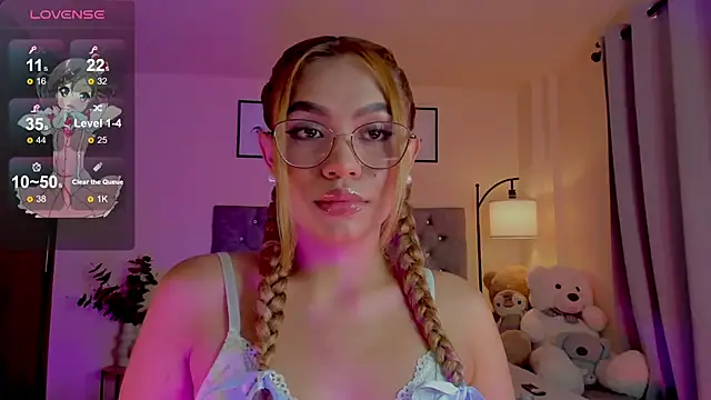 OxanaFedorova1- online show from August 8, 2026, 8:38 pm