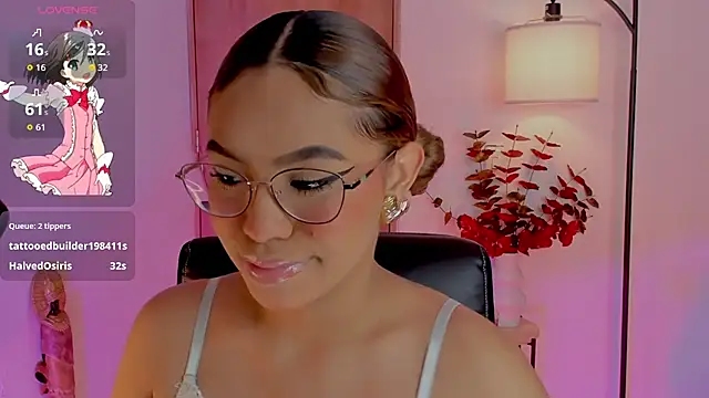 Snapshot of OxanaFedorova1- chatting on October 10, 2025, 9:59 pm OxanaFedorova1- online show from October 10, 2025, 9:59 pm