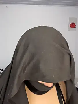 Snapshot of rhizanthella_ chatting on December 5, 2025, 2:48 pm rhizanthella online show from December 5, 2025, 2:48 pm