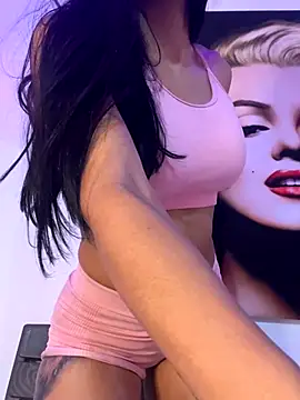 juliana1920 online show from October 21, 2025, 9:58 pm