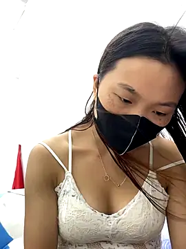 Thanh-18 online show from October 6, 2025, 4:08 pm