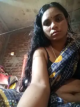 Snapshot of Notyriya7 chatting on October 13, 2025, 6:15 am Notyriya7 online show from October 13, 2025, 6:15 am