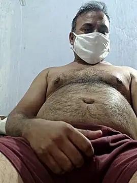 Snapshot of Famit025 chatting on March 31, 2026, 4:09 pm Famit025 online show from March 31, 2026, 4:09 pm