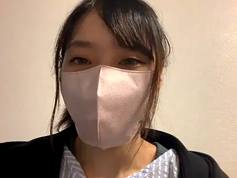 Snapshot of ituki_0415 chatting on October 19, 2025, 5:37 pm ituki 0415 online show from October 19, 2025, 5:37 pm