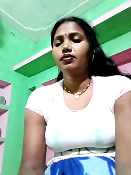 Snapshot of Cm_pooja chatting on February 24, 2026, 8:42 pm Cm pooja online show from February 24, 2026, 8:42 pm
