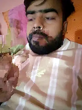 soniriyaa010101 online show from October 16, 2025, 12:46 pm