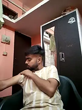 Snapshot of soniriyaa010101 chatting on March 12, 2026, 8:29 am soniriyaa010101 online show from March 12, 2026, 8:29 am