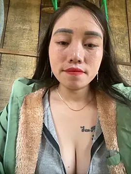 chipp-bong online show from November 17, 2025, 12:47 am