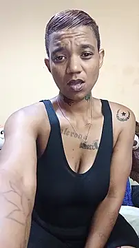 JANIELEE online show from November 27, 2025, 7:36 pm