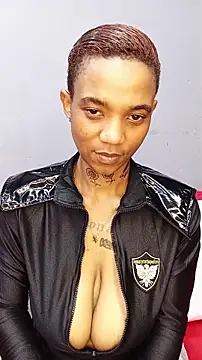 JANIELEE online show from November 30, 2025, 4:19 pm