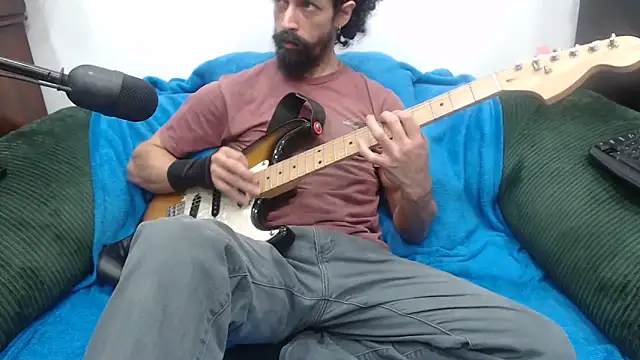 Stringin69 online show from April 30, 2026, 7:48 am