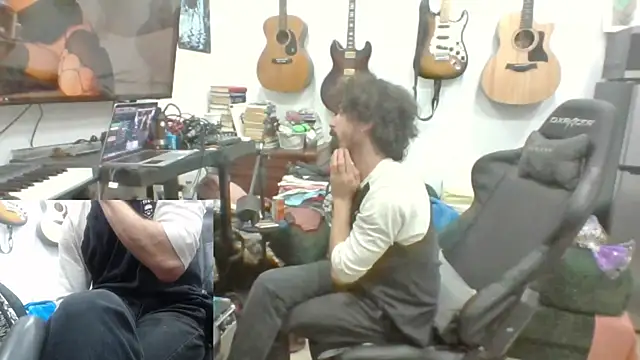 Snapshot of Stringin69 chatting on March 17, 2026, 8:39 am Stringin69 online show from March 17, 2026, 8:39 am