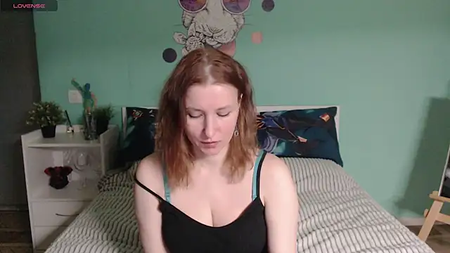 LesanaMagic online show from February 26, 2025, 7:53 pm