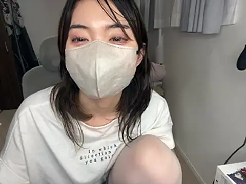 Snapshot of naginagisan chatting on July 28, 2026, 11:17 am naginagisan online show from July 28, 2026, 11:17 am