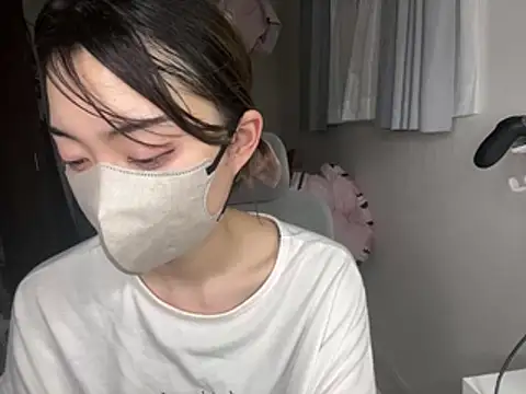Snapshot of naginagisan chatting on July 27, 2026, 2:02 pm naginagisan online show from July 27, 2026, 2:02 pm
