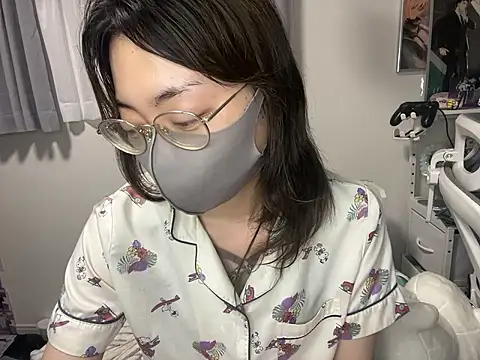 Snapshot of naginagisan chatting on June 26, 2026, 9:53 pm naginagisan online show from June 26, 2026, 9:53 pm