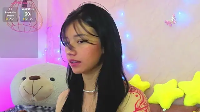 Snapshot of april_bennett chatting on May 20, 2026, 12:57 pm april bennett online show from May 20, 2026, 12:57 pm