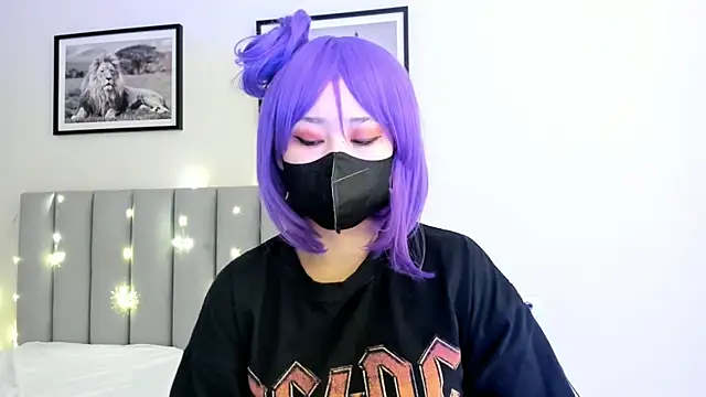 yanyaan online show from February 25, 2026, 8:41 pm