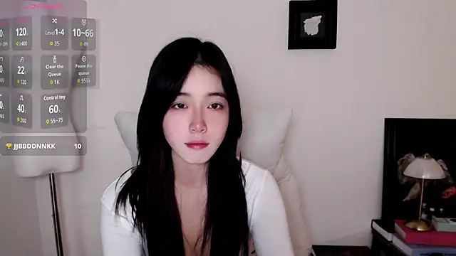 Snapshot of Wfrost0707 chatting on December 17, 2025, 7:13 am Wfrost0707 online show from December 17, 2025, 7:13 am