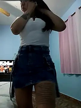 sweettpeach10 online show from September 23, 2025, 9:05 am