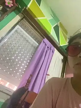 Ismaa  98 online show from October 17, 2025, 8:10 pm