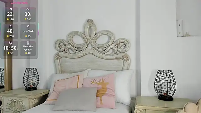 Snapshot of michell_blakke chatting on October 24, 2025, 11:42 am michell blakke online show from October 24, 2025, 11:42 am