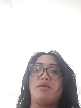 Snapshot of romerasexy chatting on October 24, 2025, 10:31 pm romerasexy online show from October 24, 2025, 10:31 pm