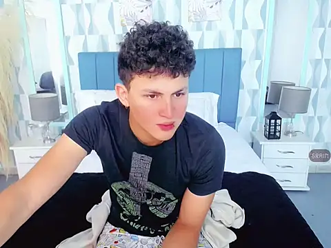 Axel savage online show from October 25, 2025, 12:04 pm