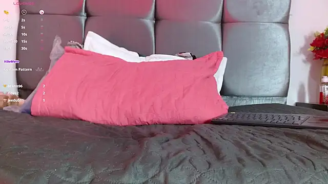 Snapshot of Karol_wish chatting on November 16, 2025, 8:19 am Karol wish online show from November 16, 2025, 8:19 am