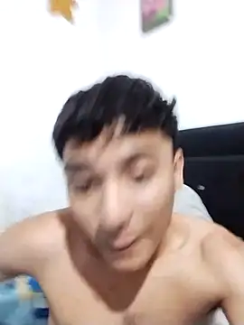 Austin Cardieff  online show from November 11, 2025, 8:03 pm