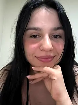 Daniela-rosee online show from April 24, 2026, 4:03 am
