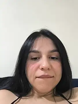Snapshot of Daniela-rosee chatting on May 15, 2026, 11:25 pm Daniela-rosee online show from May 15, 2026, 11:25 pm
